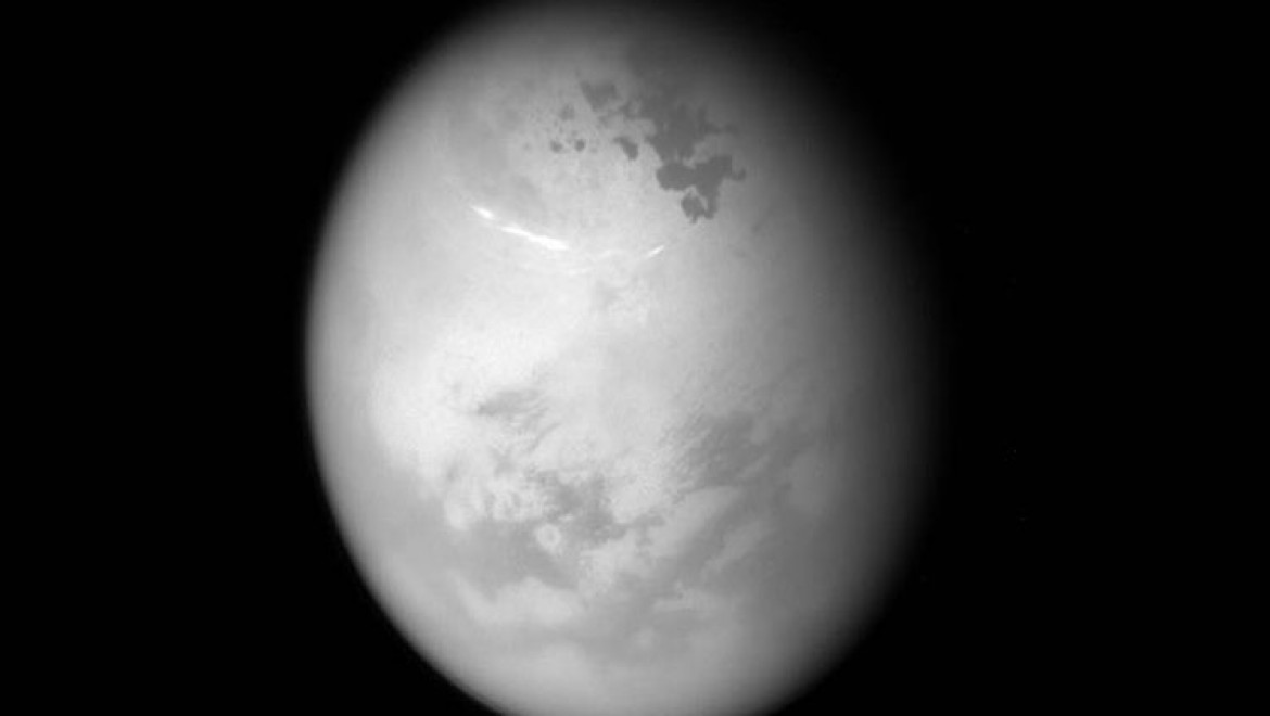 Cassini Satürn'ün uydusu Titan'ın 'kuzey yazını' görüntüledi