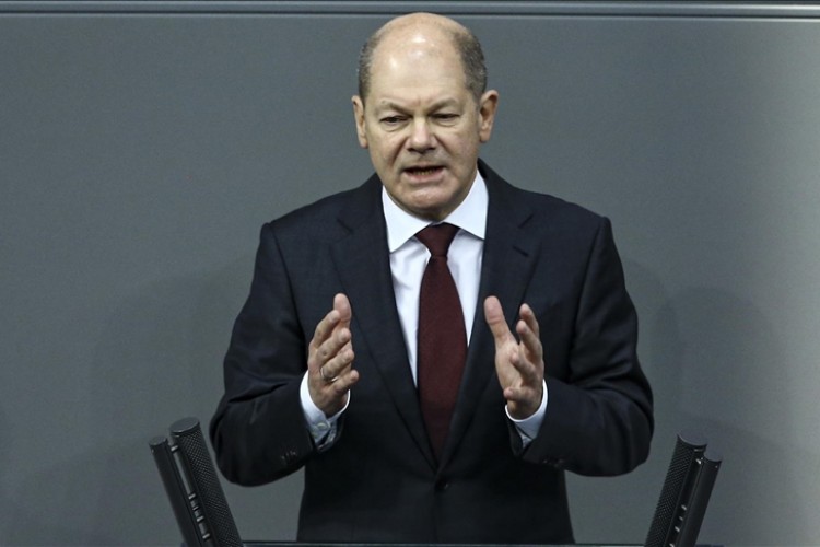 Olaf Scholz Almanya'nın yeni başbakanı oldu