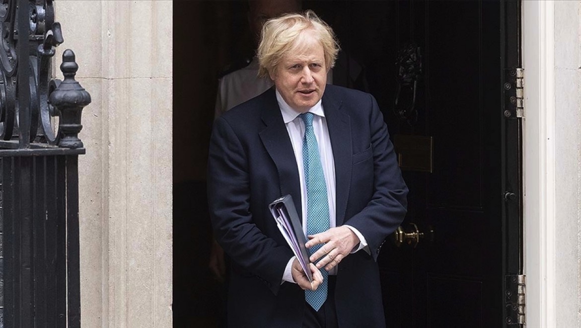 İngiltere Başbakanı Johnson: Kovid-19 aşılarının dağıtımında ciddi zorluklar yaşanacak