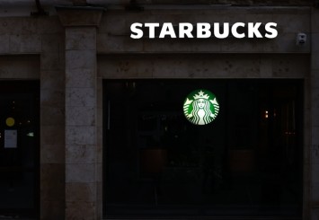 Starbucks, yaklaşık 15 yılın ardından Rusya'dan çıkıyor
