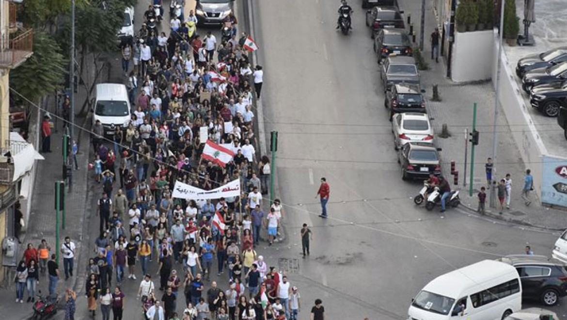 Lübnan'da güvenlik güçleriyle göstericiler arasında gerginlik