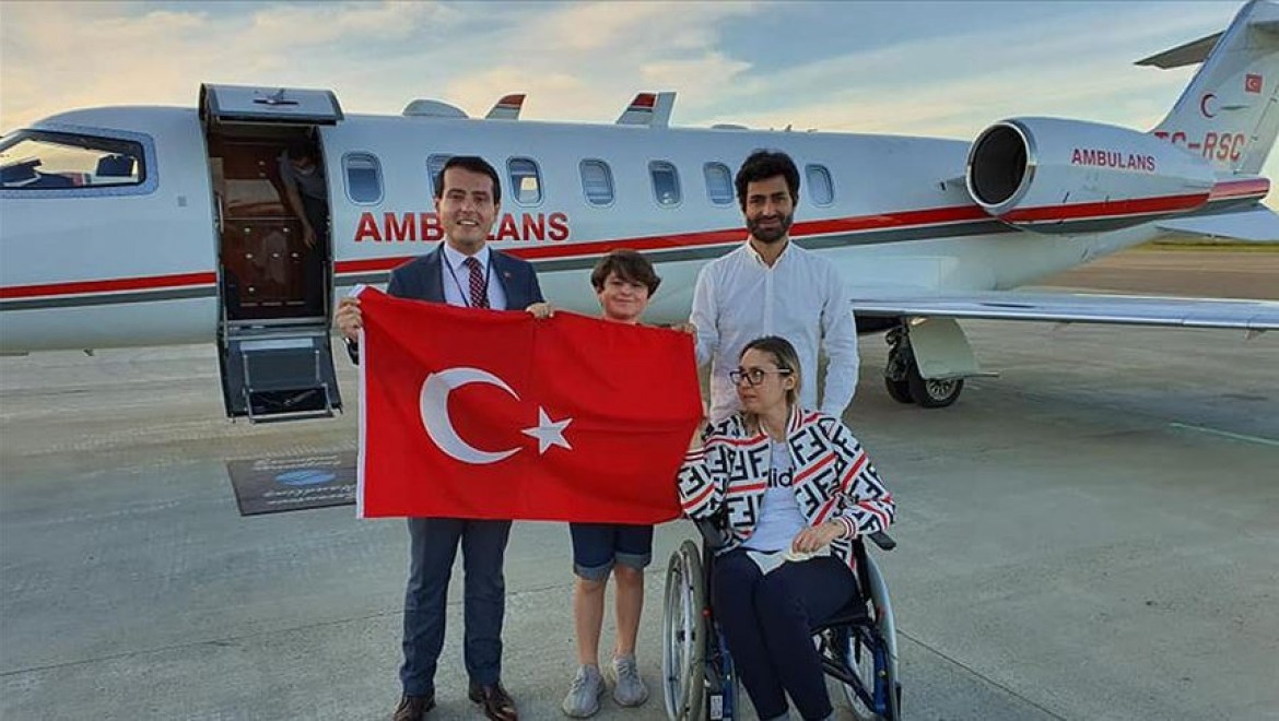 Norveç'te beyninde tümör bulunan Türk vatandaşı ambulans uçakla Türkiye'ye nakledildi