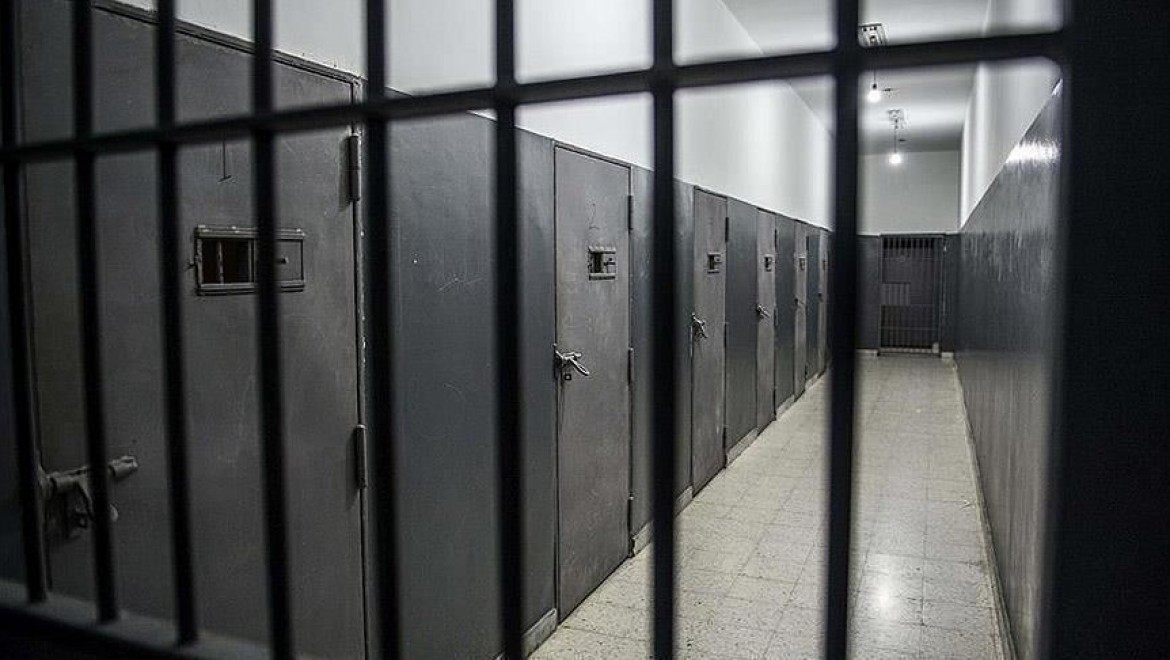 İsrail'de cezaevlerinde Kovid-19 tehlikesi baş gösterdi
