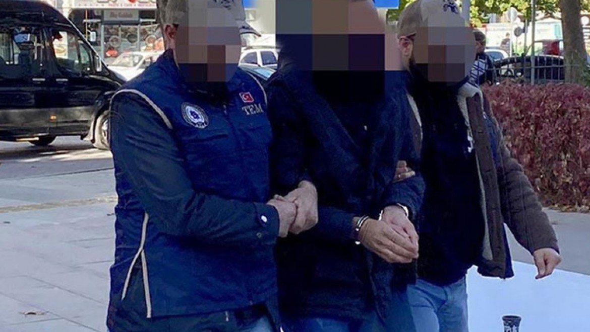 Kırmızı bültenle aranan DEAŞ şüphelisi Kırşehir'de yakalandı