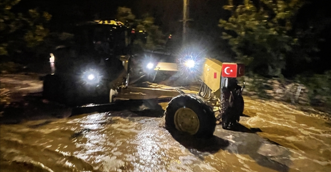 Nevşehir'de sağanak sele yol açtı