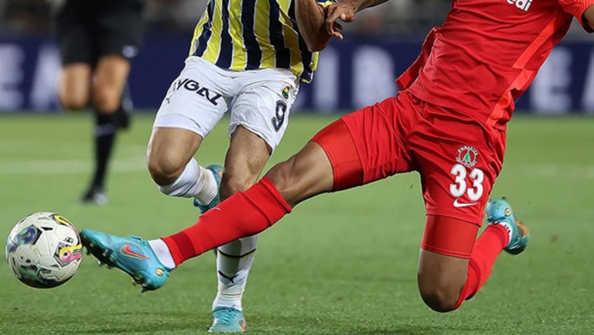 Fenerbahçe, Süper Lig'de yarın Ümraniyespor deplasmanında