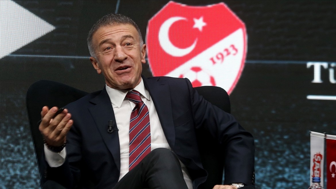 Trabzonspor Başkanı Ağaoğlu: Borçları aşağı çekmemizdeki en önemli etken 2 yıl içinde 42 milyon avroluk oyuncu satmamız
