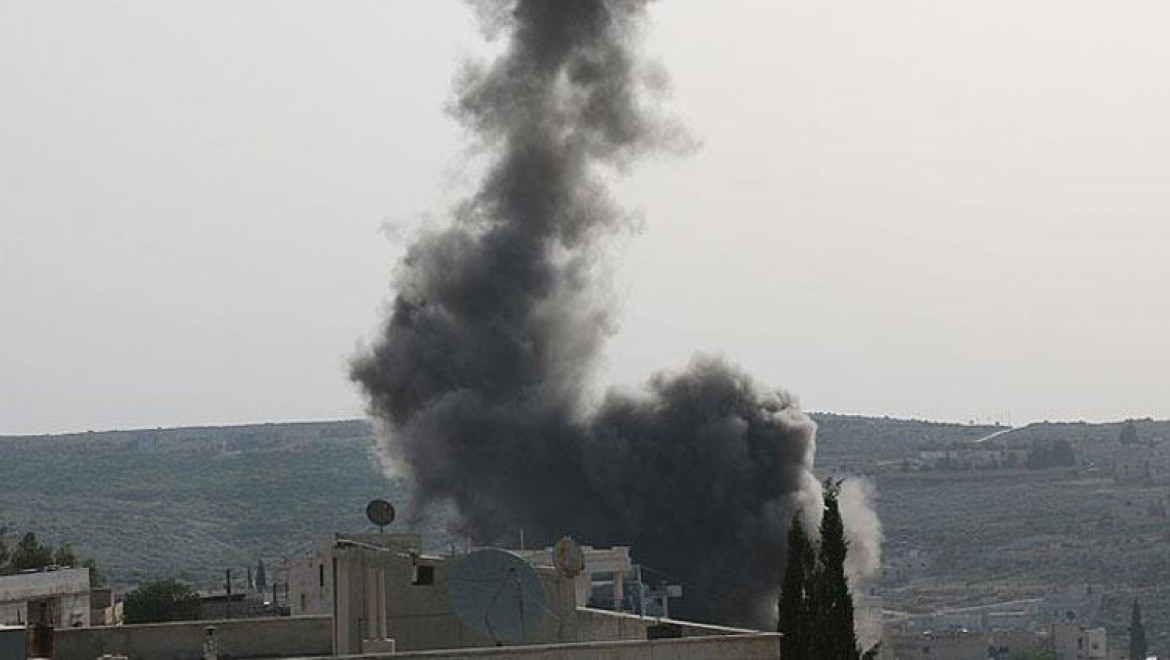 Suriye'deki hava saldırısında 7'si çocuk 13 sivil hayatını kaybetti