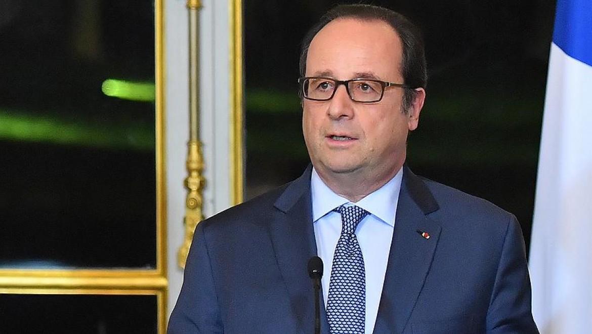 Hollande'dan Macron'a destek