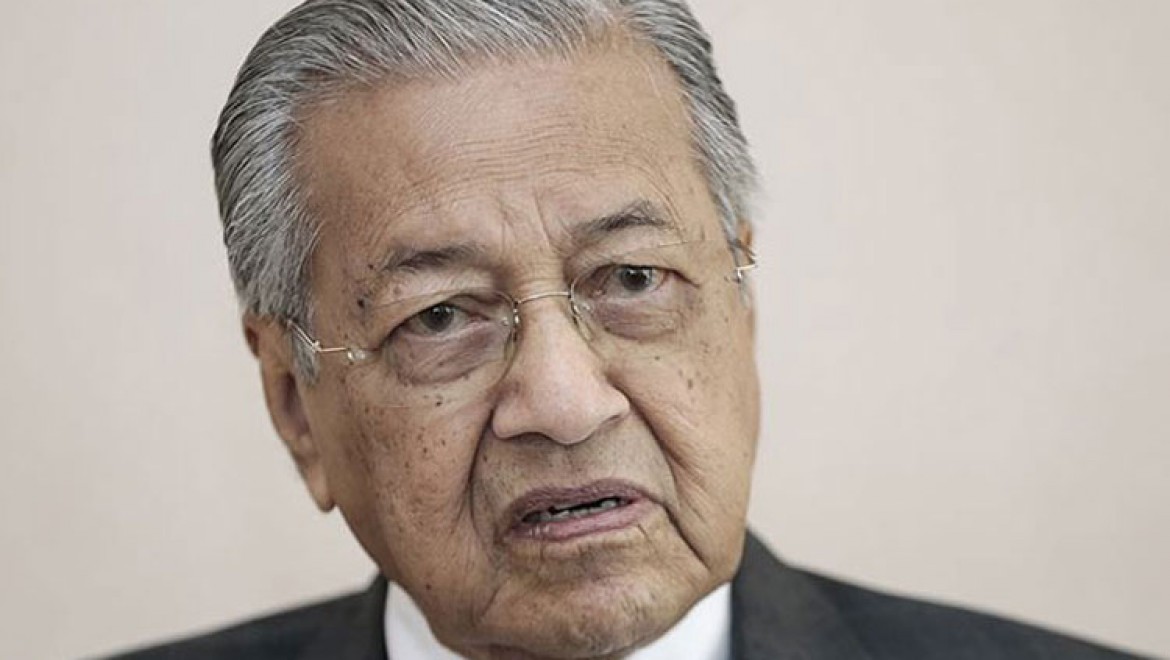Malezya Başbakanı Mahathir kasımdan sonra görevini devredeceğini açıkladı