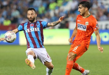 Trabzonspor, Corendon Alanyaspor'u farklı yendi
