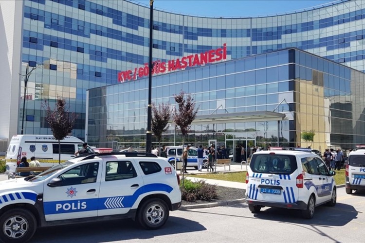 Konya'da hastanede silahlı saldırıya uğrayan doktor ve saldırgan hayatını kaybetti