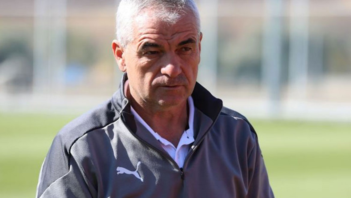 Sivasspor Teknik Direktörü Rıza Çalımbay, Villarreal maçında takımına güveniyor