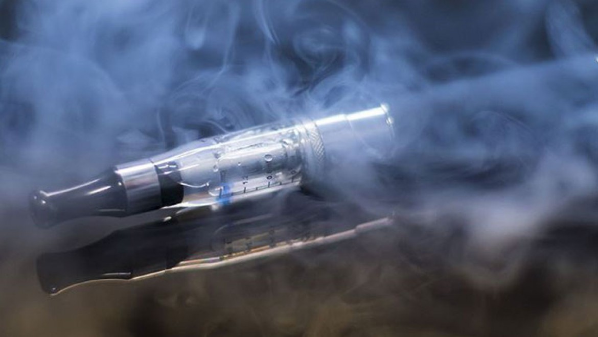 ABD'de elektronik sigaranın yol açtığı 'gizemli hastalıkta' ilk ölüm
