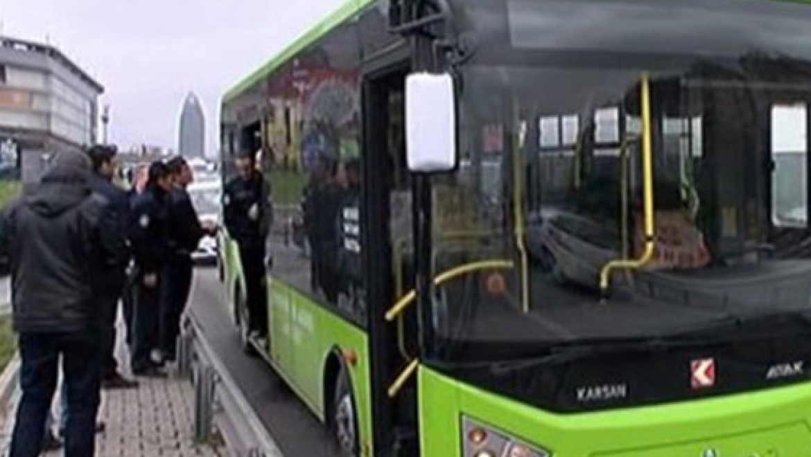 İstanbul'da şüpheli otobüs alarmı