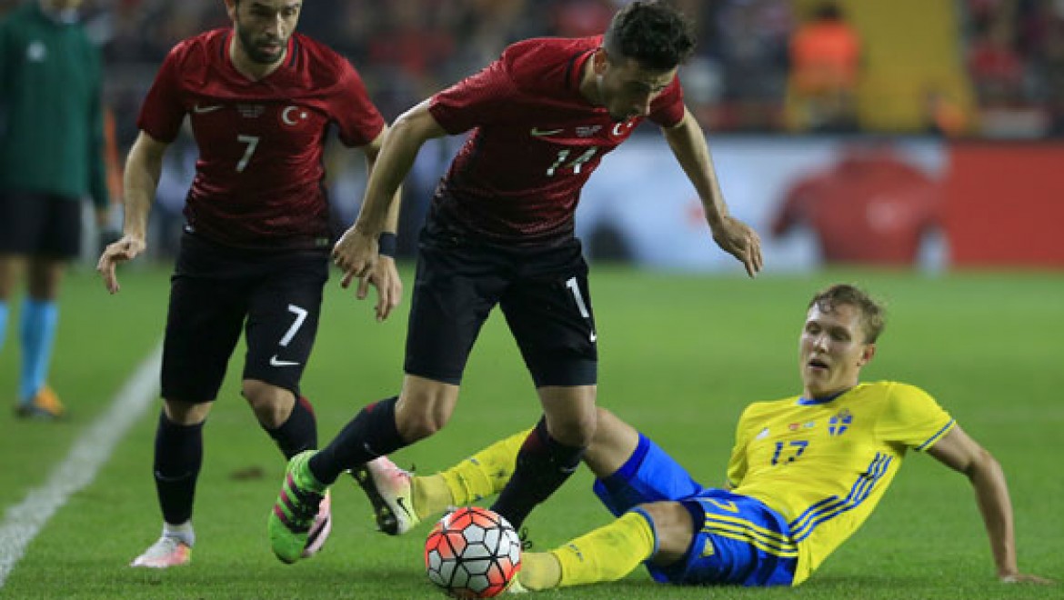 Milliler özel maçta İsveç'i mağlup etti