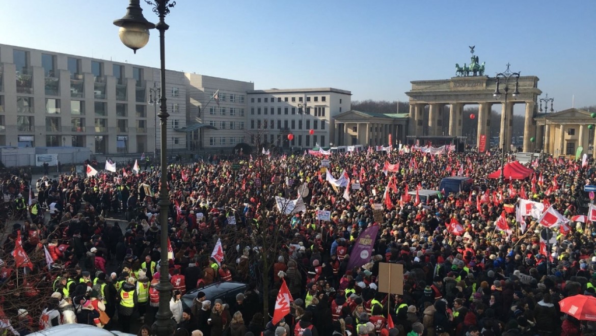Almanya'da uyarı grevleri