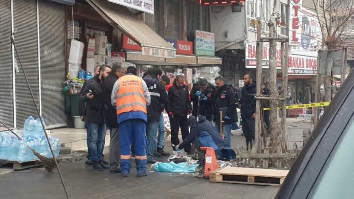 Ankara'da çöp kutusunda patlama