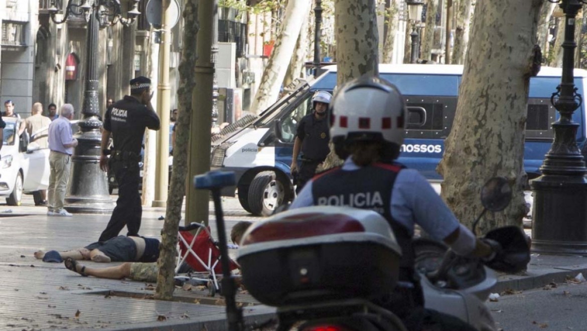Barselona saldırısına 4 gözaltı