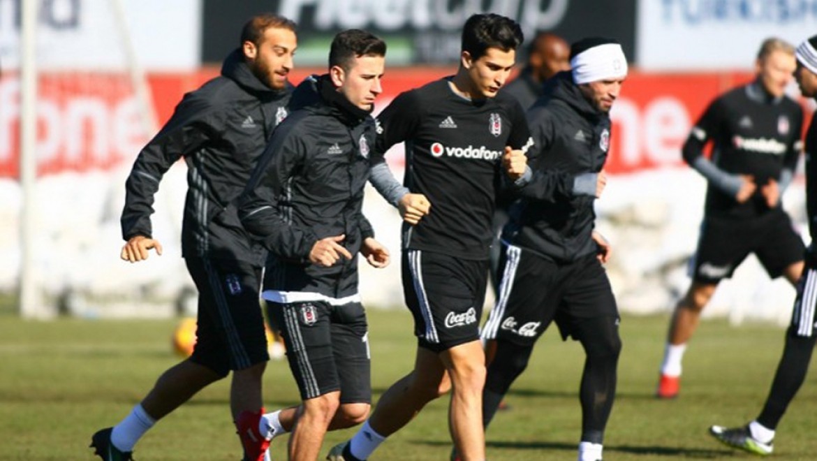 Beşiktaş, Darıca Gençlerbirliği maçına hazır