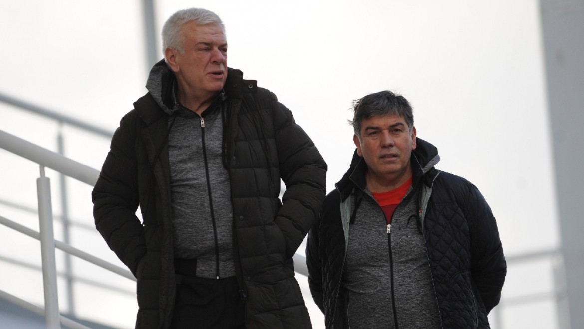 Bursaspor Stancu transferi için Ankara'ya gidiyor