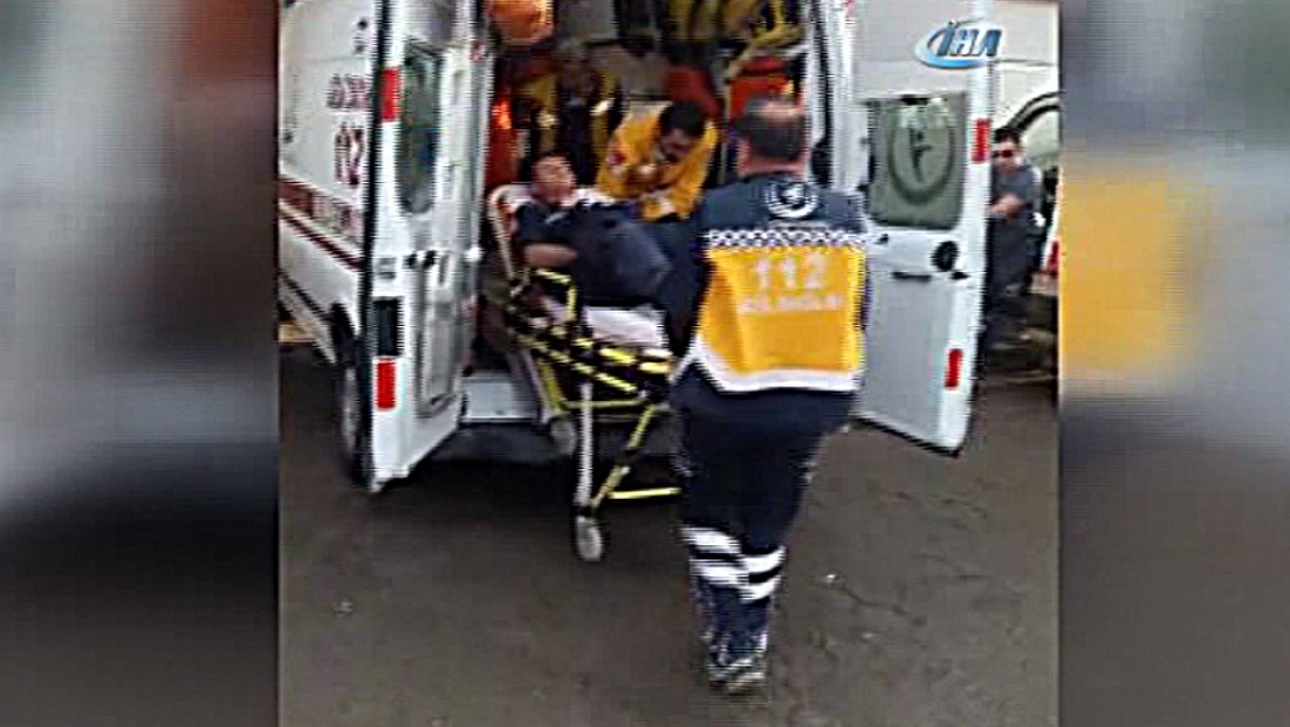 Çevik Kuvvet midibüsü kaza yaptı: 3 yaralı