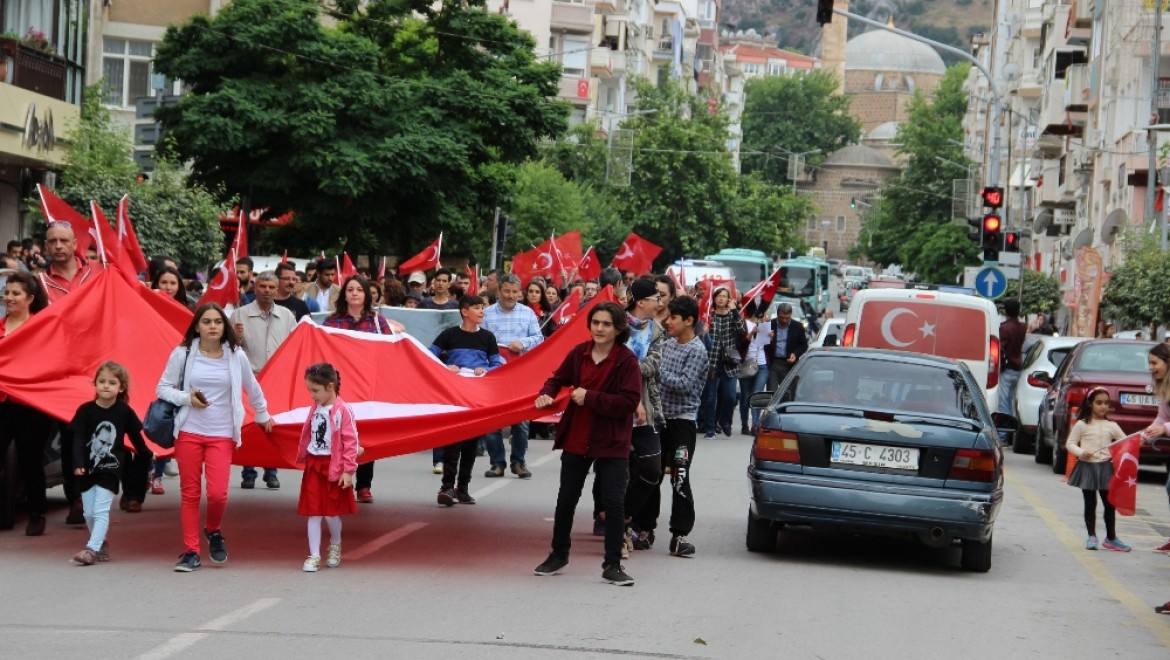 CHP'lilerin yürüyüşünde güzergah krizi