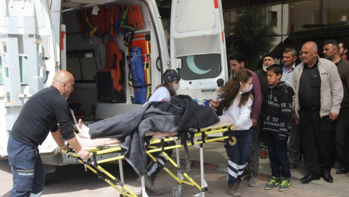 El Bab'ta EYP infilak etti: 3 yaralı