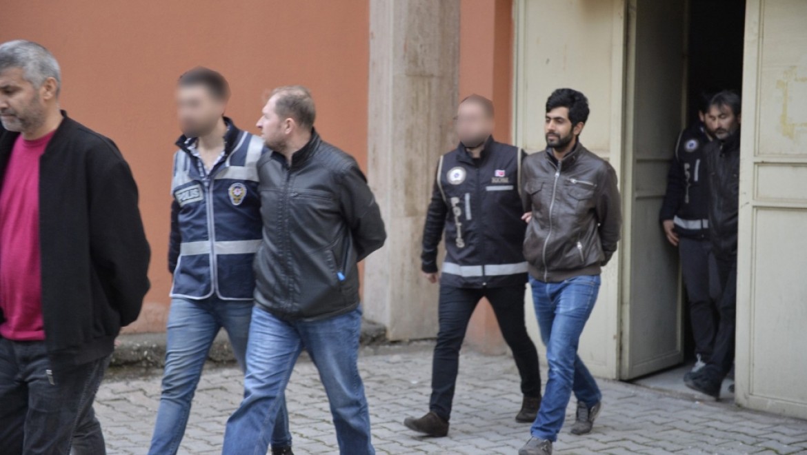FETÖ soruşturmasında 17 eski polis tutuklandı