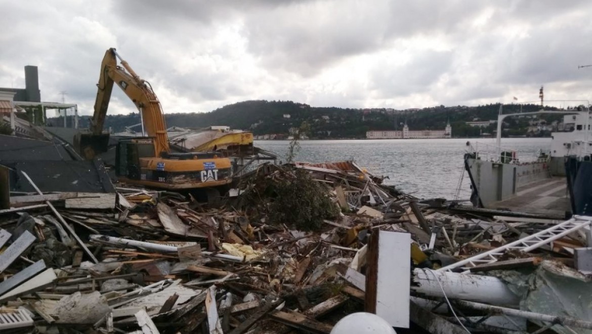 Galatasaray Adası'nda yıkım çalışmaları yeniden başladı
