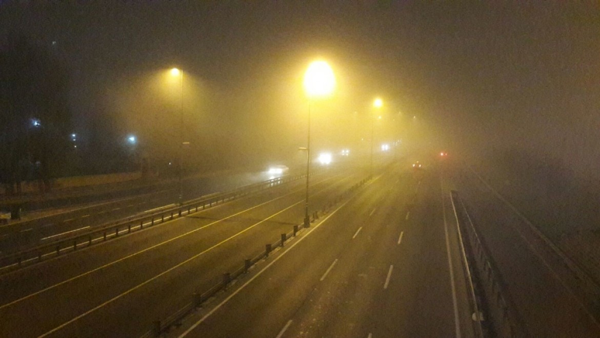 İstanbul'da gece boyunca sis etkili oldu