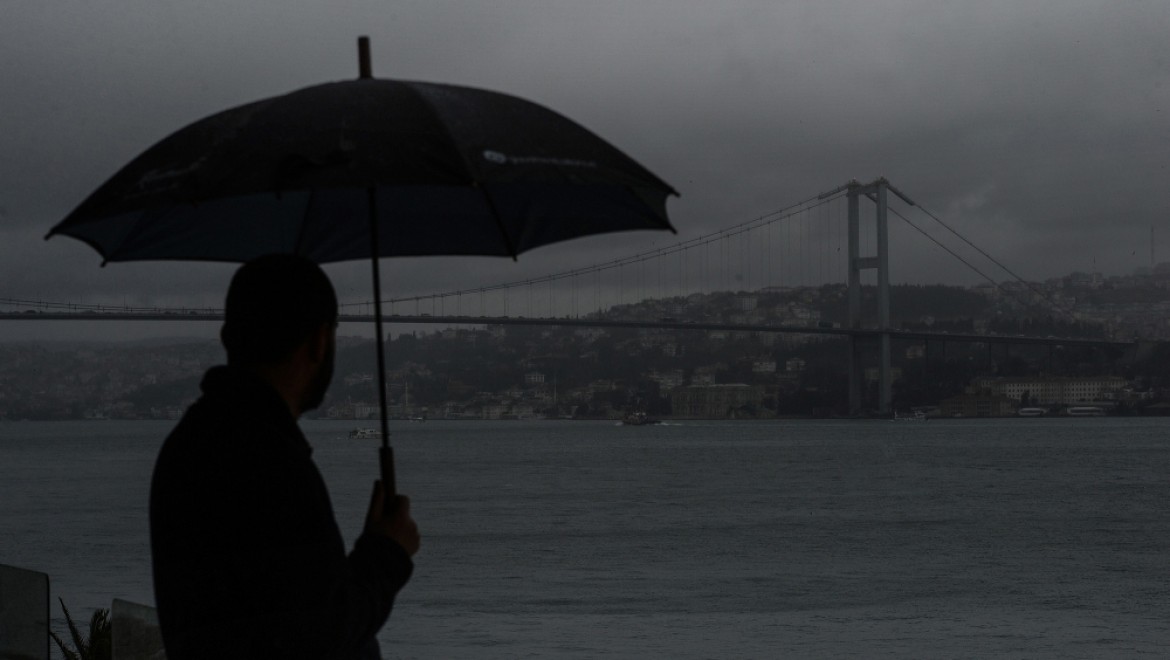 İstanbul'da yağmur esareti