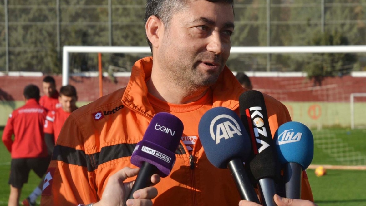 Adanaspor Teknik Direktörü Levent Şahin: 