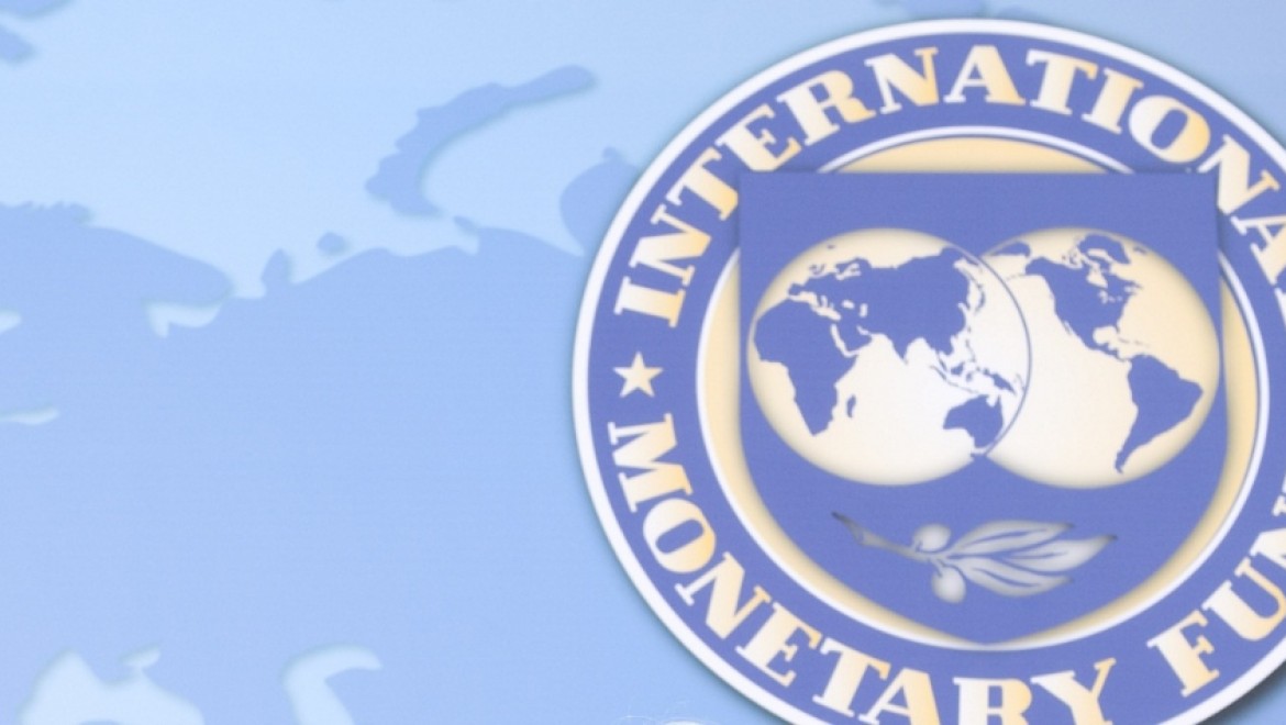 Paris'te IMF ofisinde patlama !