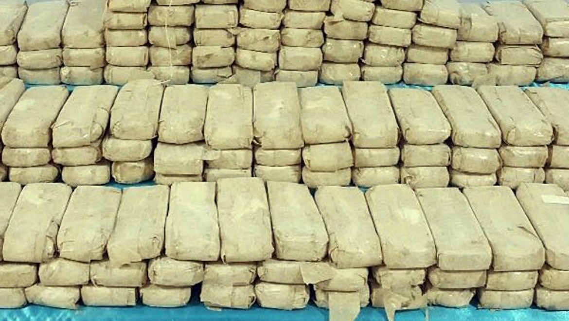 Sınır kapısında 100 milyonluk uyuşturucu ele geçirildi