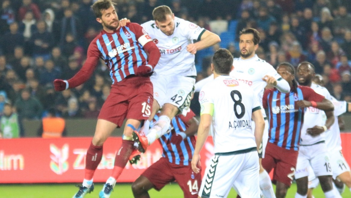 Trabzonspor Konyaspor'a elendi