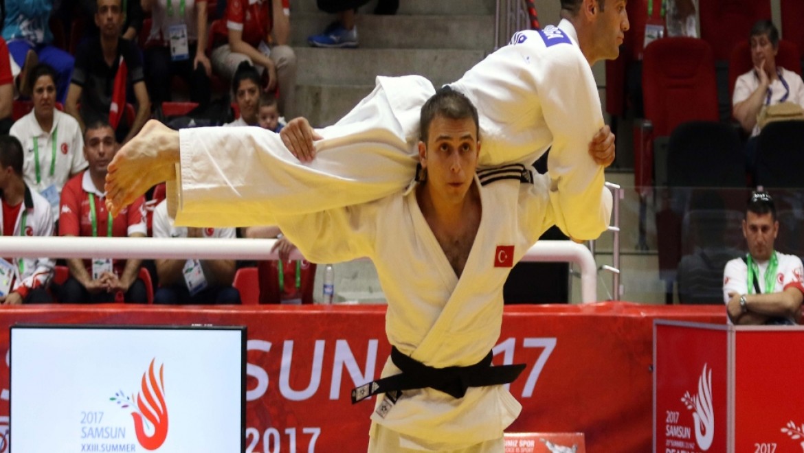 Türkiye'ye ilk altın judodan