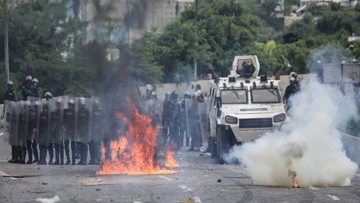 Venezuela'da protestolar sürüyor: 3 ölü