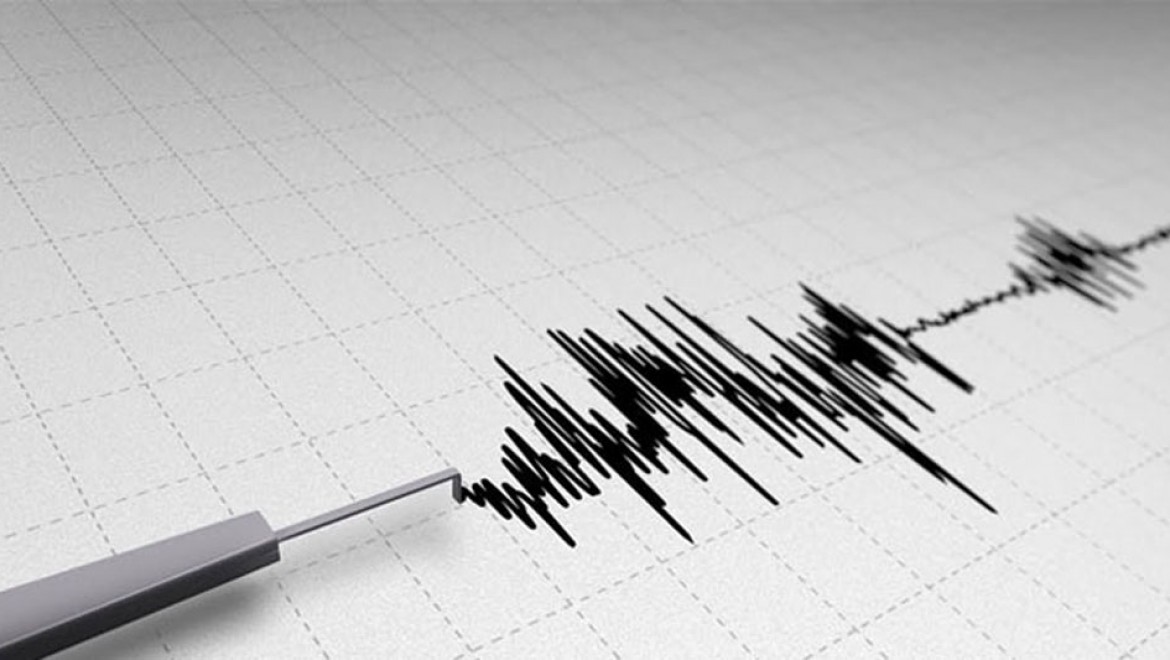 İzmir'de Deprem