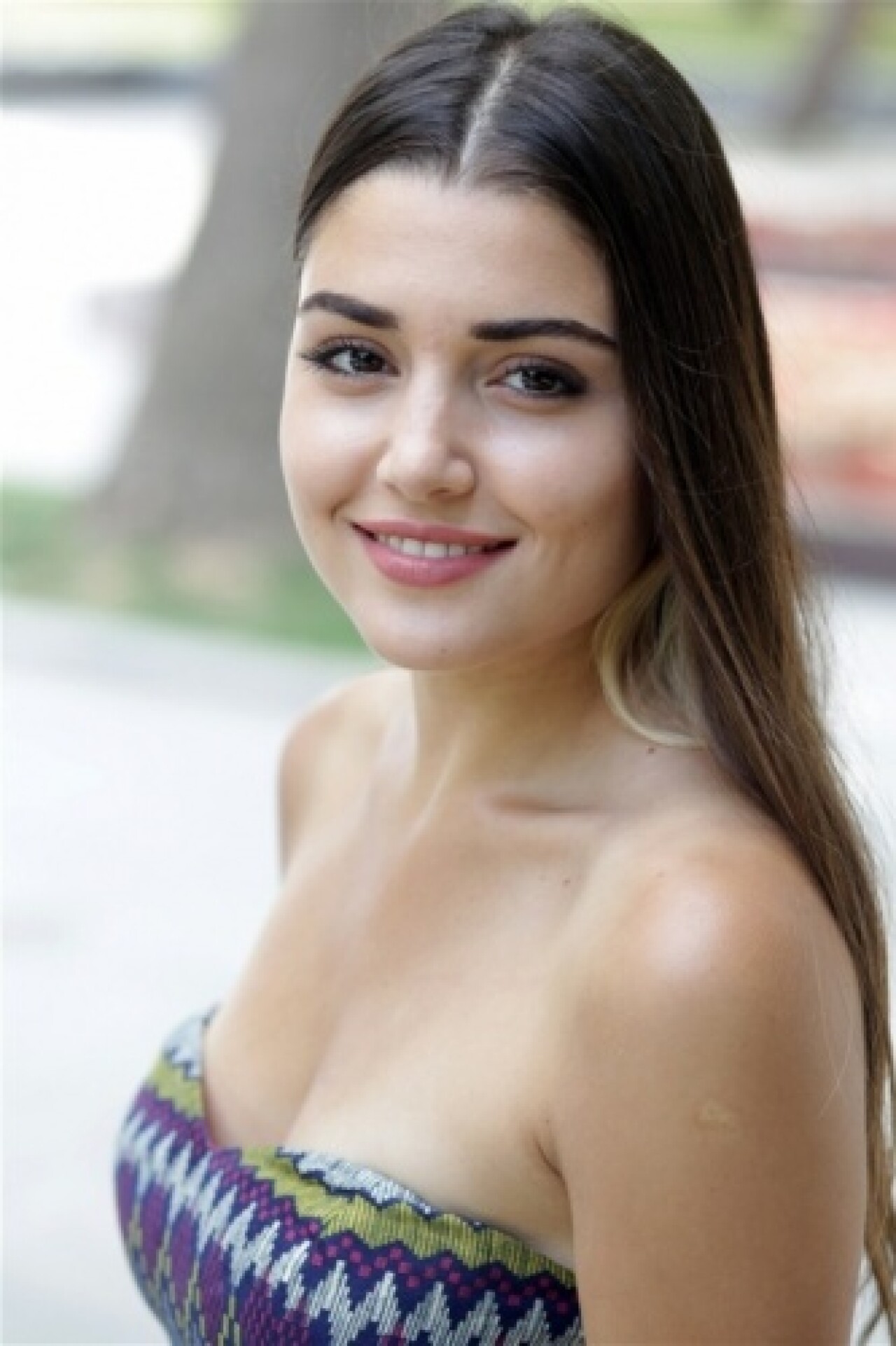 Hande Erçel fotoğrafları 10