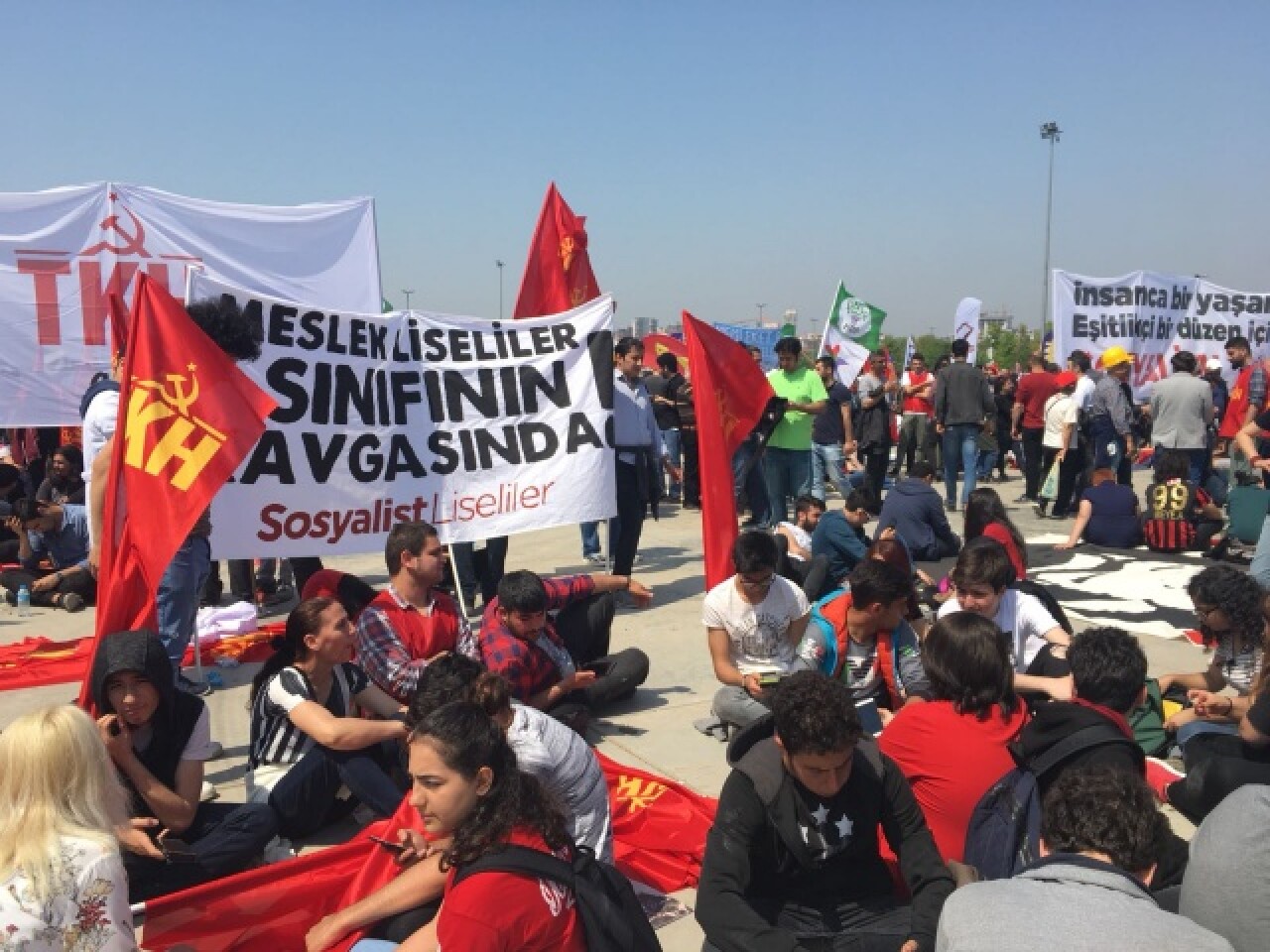 1 Mayıs İşçi Bayramı kutlamaları öncesi hazırlıklar 11