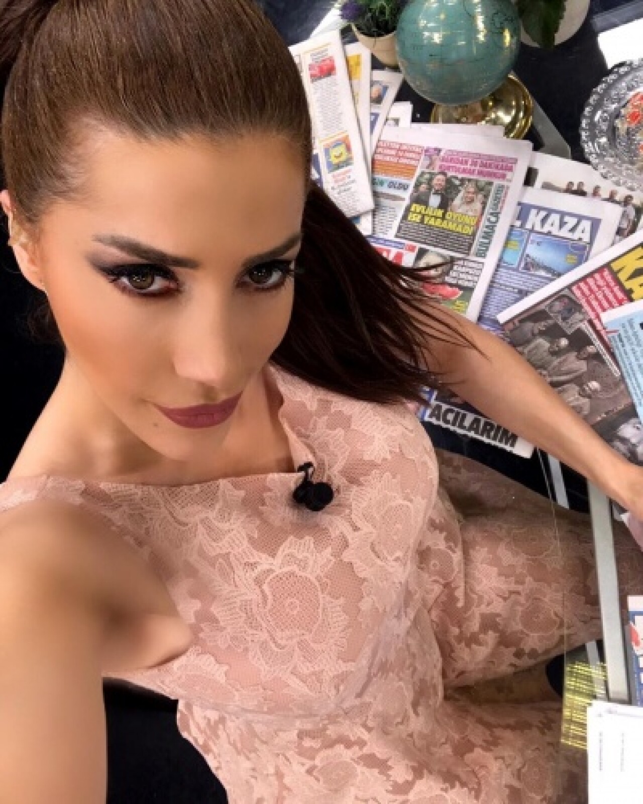 Ela Rümeysa Cebeci fotoğrafları 251