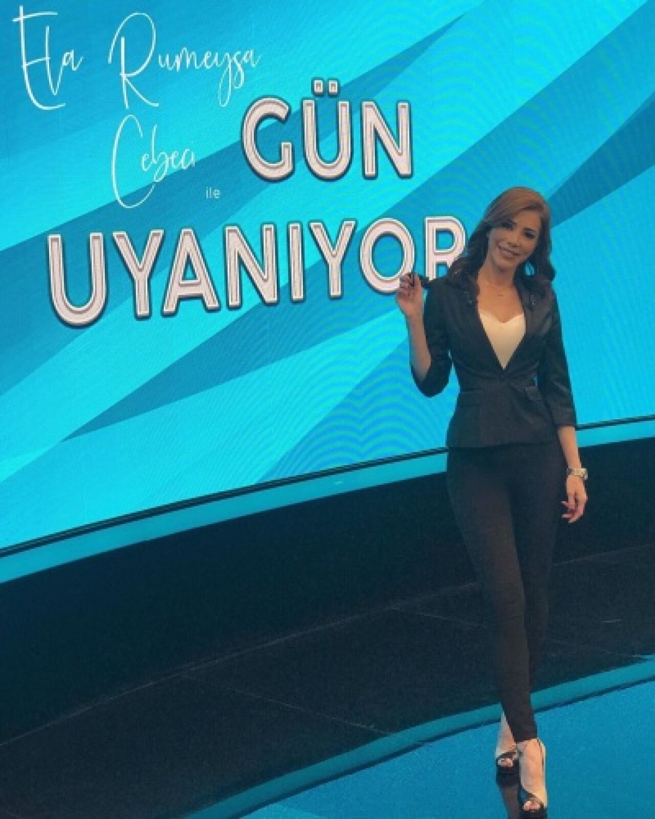 Ela Rümeysa Cebeci fotoğrafları 210