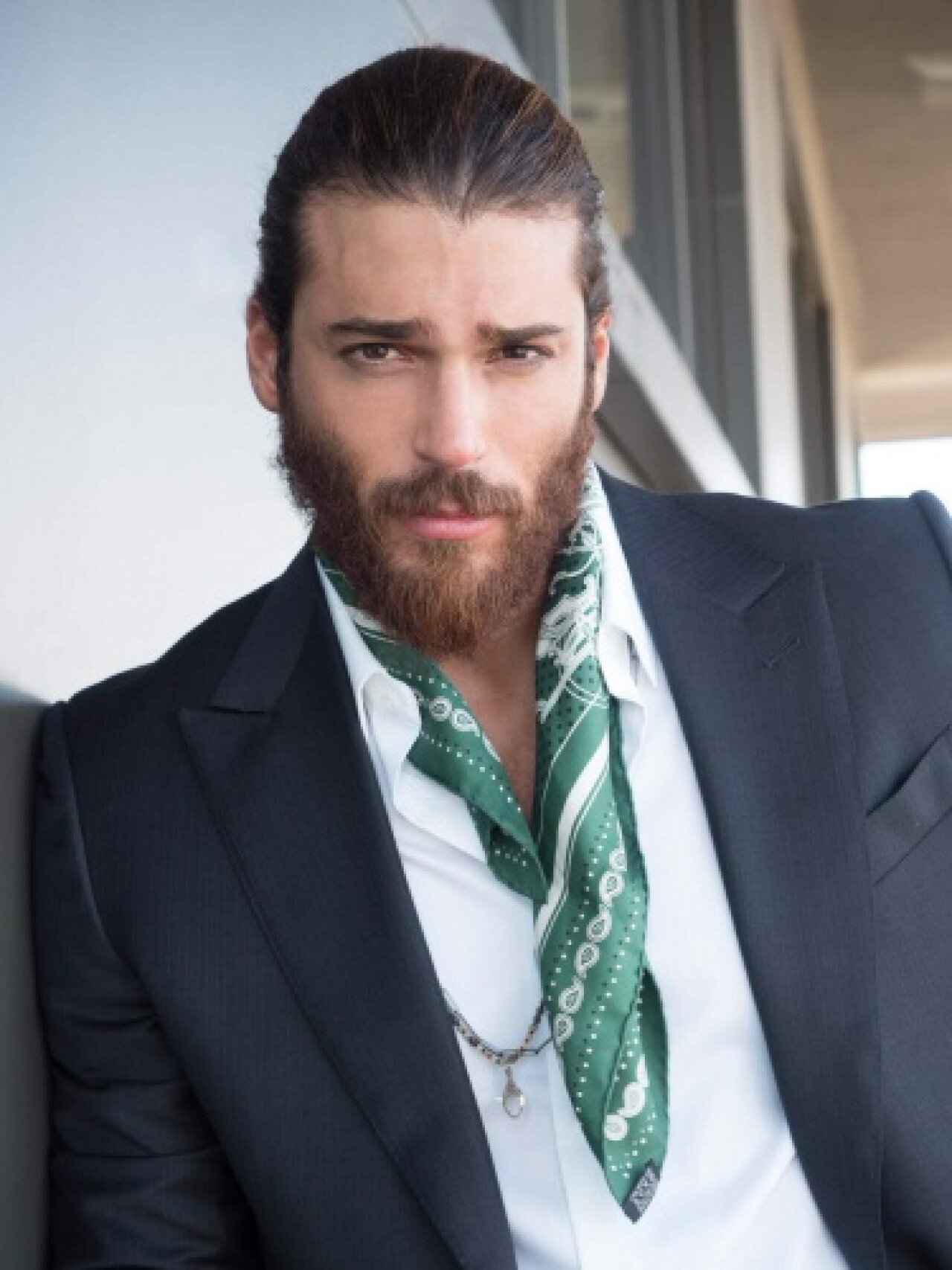 Can Yaman Fotoğrafları 9