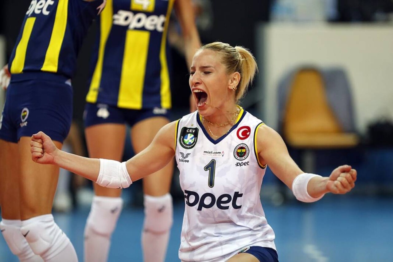 Milli voleybolcu Gizem Örge kimdir, kaç yaşında, nereli, evli mi, Instagram hesabı ne? 1