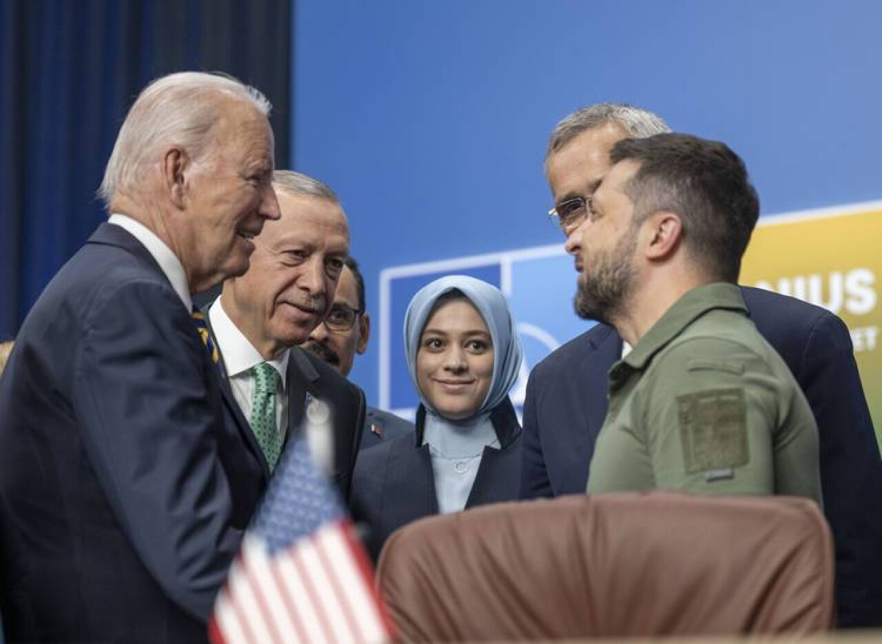 NATO Zirvesi’nde ikinci gün: İşte güne damga vuran kare... 7