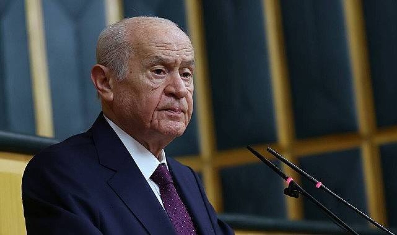 Bahçeli kapıyı araladı! Emeklilere seyyanen zam mı geliyor? En düşük emekli maaşı ne kadar olacak? 4