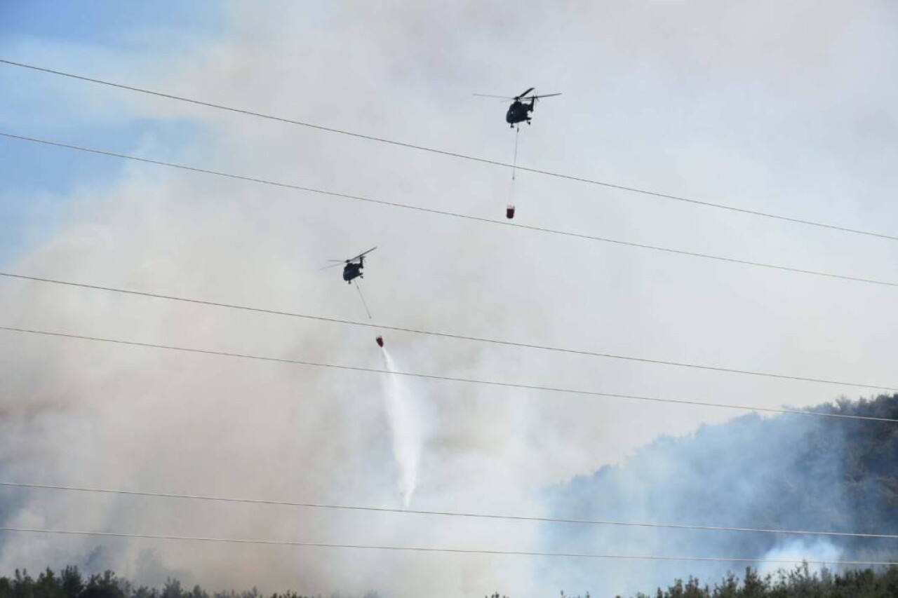 Helikopter baraja düştü: 1 mürettebatın cansız bedenine ulaşıldı 6