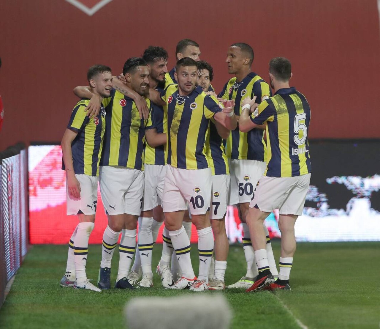 10 numara Fenerbahçe! Son kurban Pendikspor oldu... 14