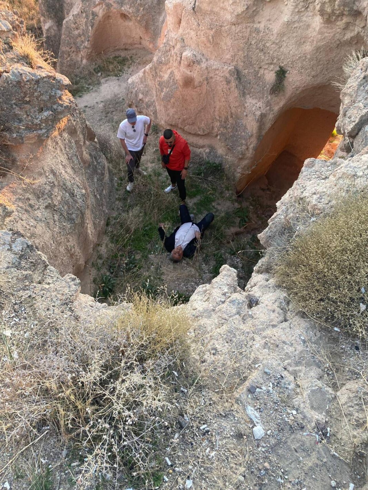 Fotoğraf çektirmek istedi, soluğu hastanede aldı 1